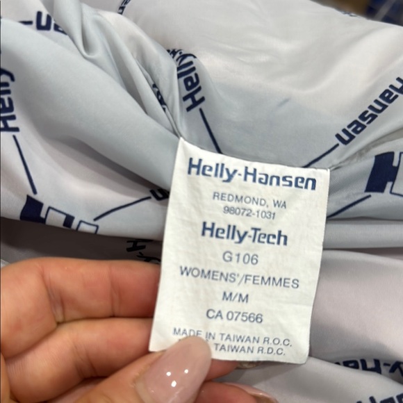 Helly Hansen Vibrant Red Outerwear - Picture 5 of 6